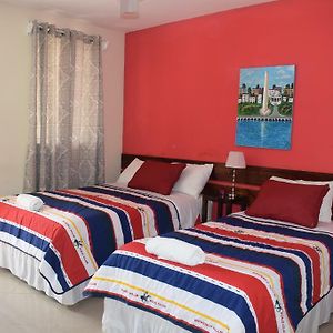 Habitación Triple Económica